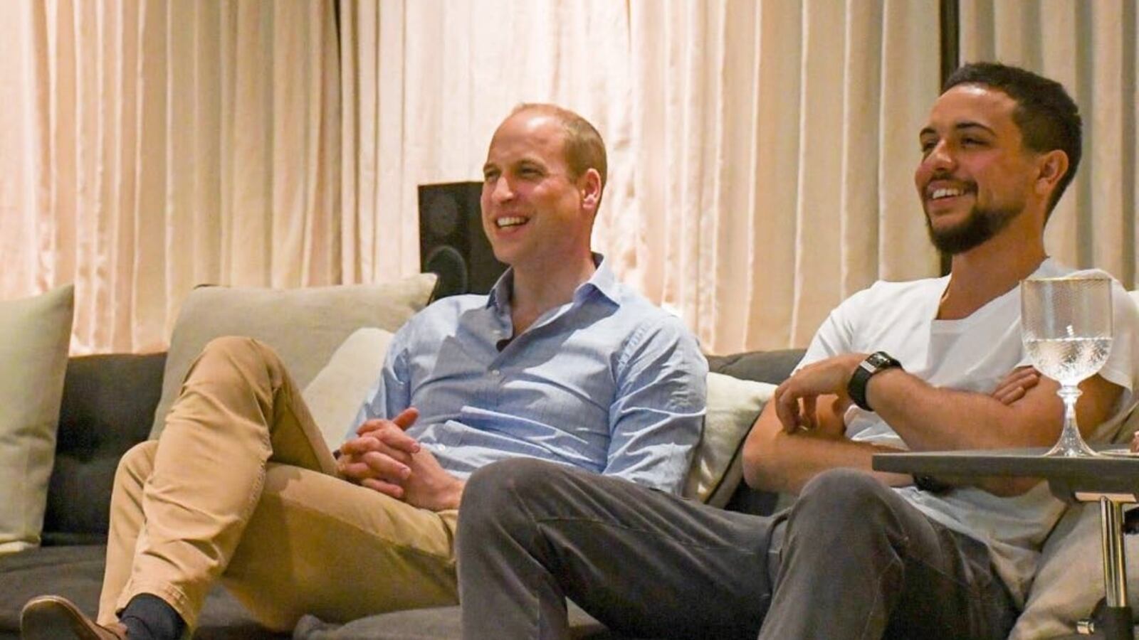 Dge6GAAXUAI9JqD_pl6akk