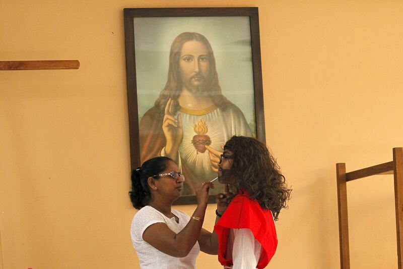 galleries/2015/04/03/holy-week-around-the-world-photos/150403-holy-05_p1mbiy