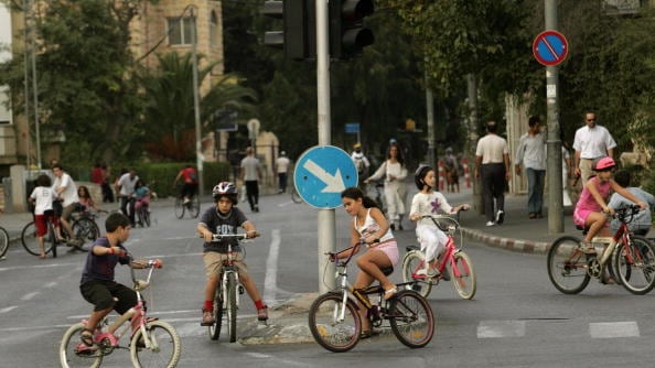 articles/2012/09/25/celebrating-an-open-jerusalem/jerusalem-bicycles-openz_iaj5f1
