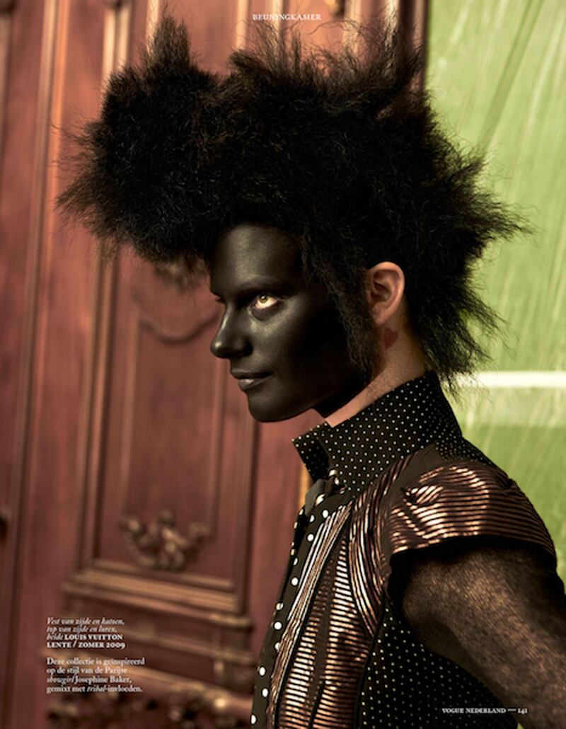 galleries/2013/12/27/the-year-in-fashion-scandals/131211-blackface-fashion-fail_cpzwij