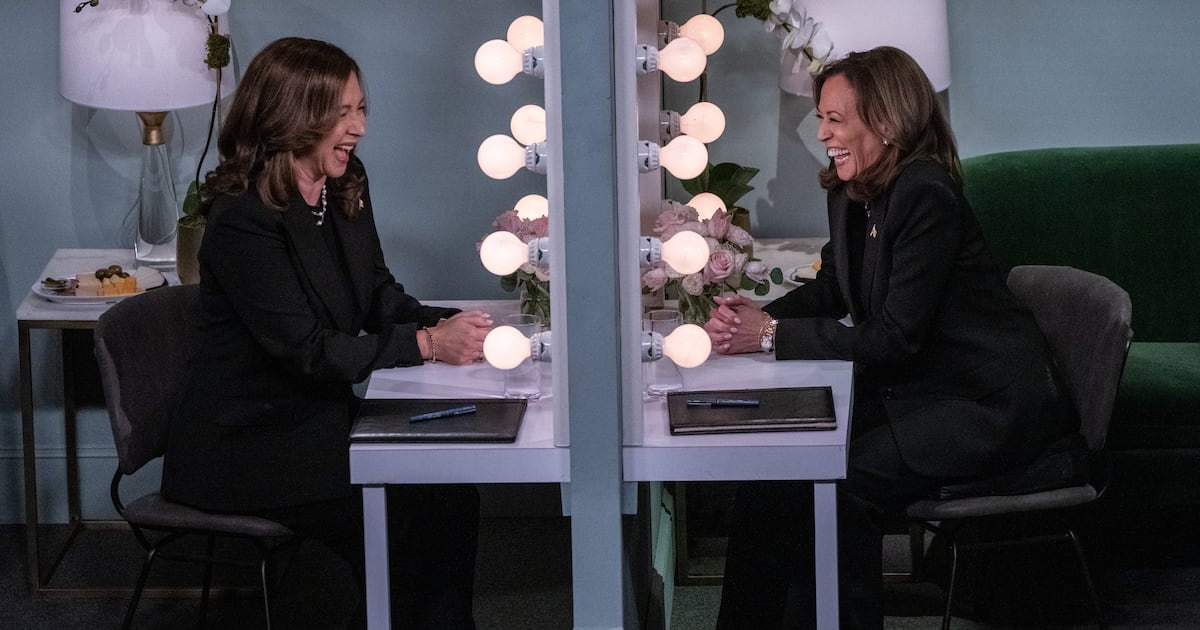 FCC Commissioner Says Kamala Harris’ SNL Appearance Violated ‘Equal Time’ ...