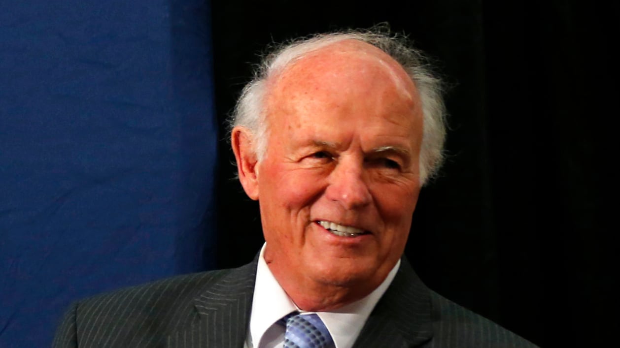 2013-11-04T120000Z_1712319438_GM1E9B50CUD01_RTRMADP_3_USA_eq8trz