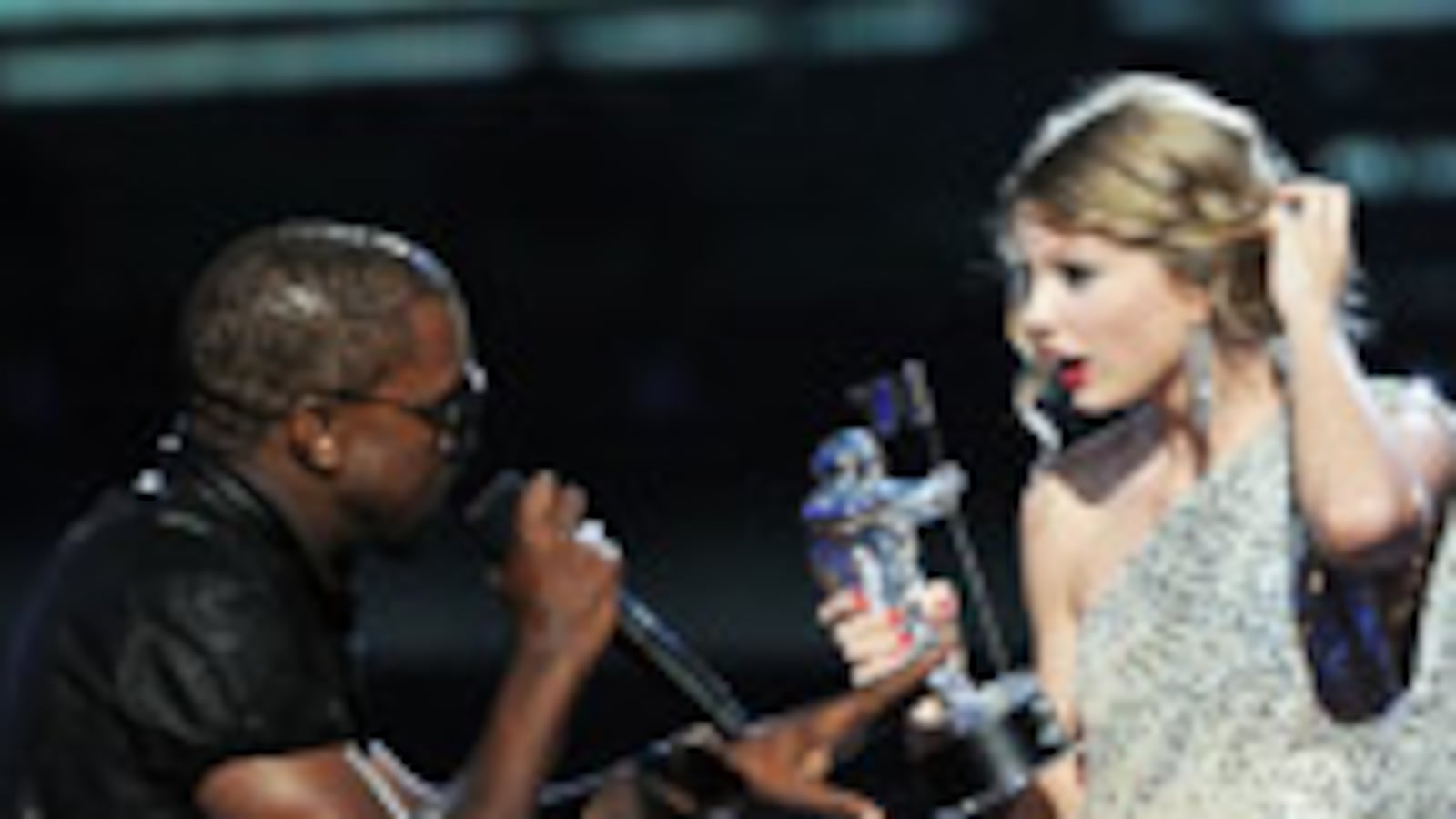 cheats/2009/09/14/taylor-swift-speaks-up/video-kanye-freakouts_49271_hcpqaw