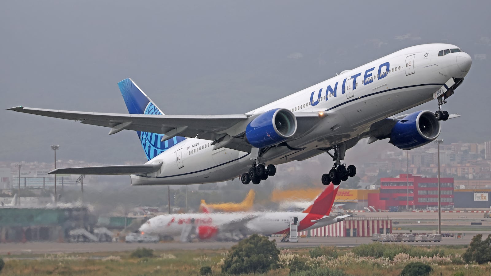A United Airlines Boeing 777-222(ER) takes off from Barcelona-El Prat Airport in Barcelona, Spain, on August 27, 2025. (Photo by Joan Valls/Urbanandsport/NurPhoto via Getty Images)