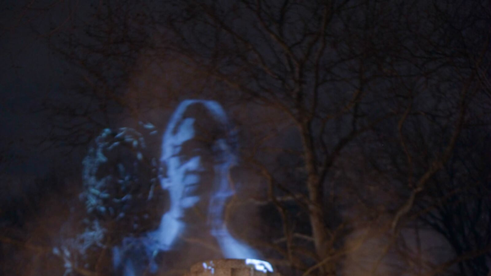 cheats/2015/04/07/snowden-bust-replaced-by-hologram/150407-snowden-hologram-cheat_urn6xt