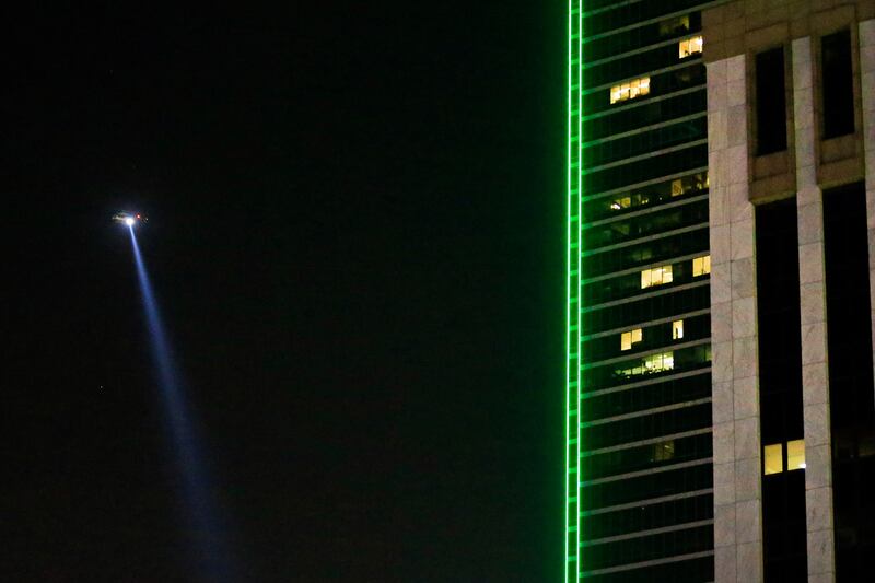 galleries/2016/07/08/scenes-from-the-dallas-black-lives-matter-protest-police-shootings-photos/160708-dallas-shooting2_tsxvqv