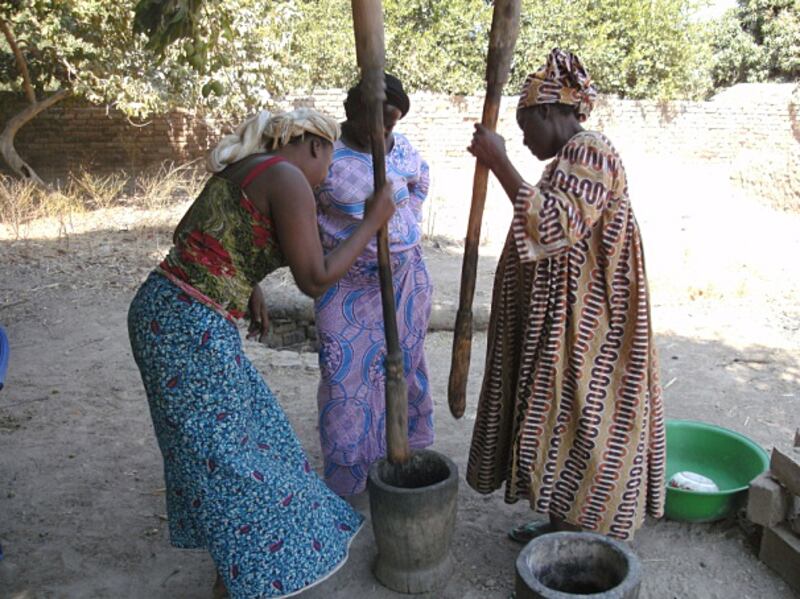 galleries/2011/02/24/sponsored-by-exxonmobil/sponsored-exxon-mobil-7_mkoxxo