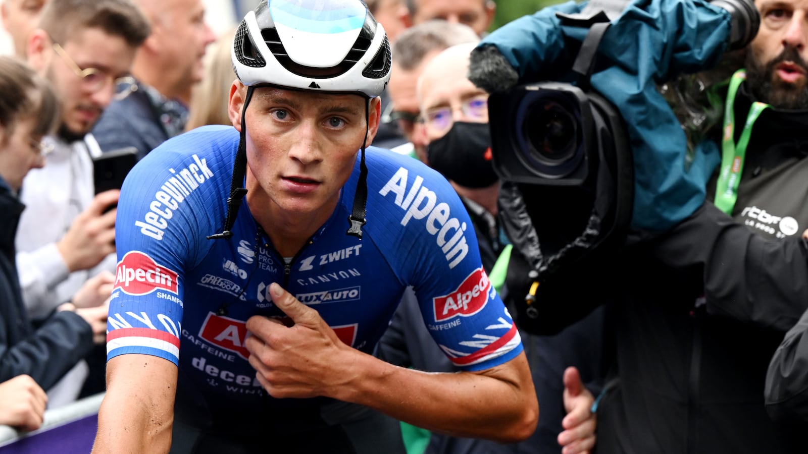 GettyImages-1423650950_h0ave9