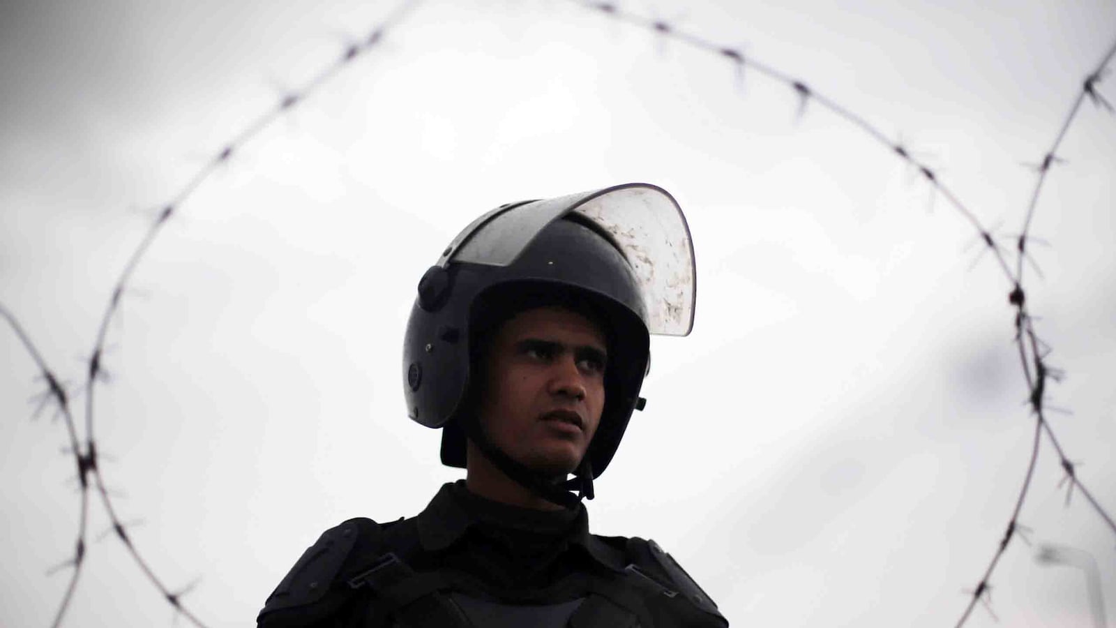 articles/2014/03/29/al-jazeera-journo-abdullah-el-shamy-goes-on-hunger-strike-in-egyptian-jail/140328-krohn-elshamy-tease_yfg5h3