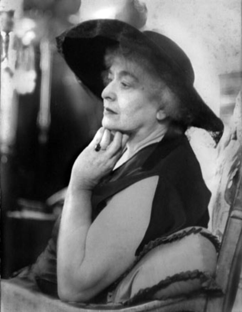 galleries/2010/03/10/lady-designers/lady-designers-4_zicgi6