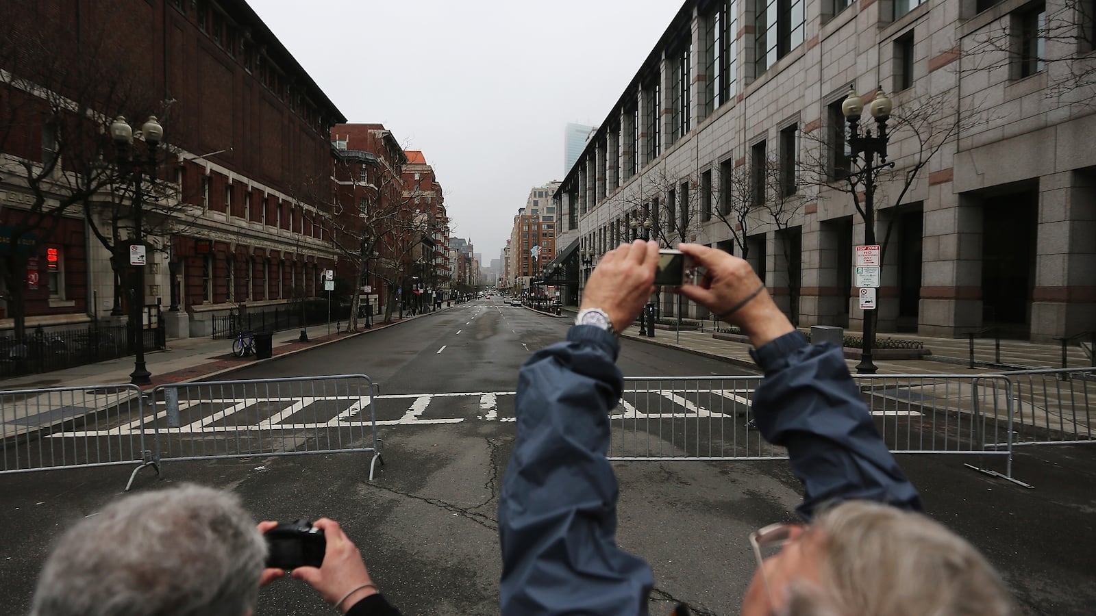 cheats/2013/04/24/boston-reopens-marathon-bombing-site/130424-boston-reopening-bolyston-cheat_kkeu6a