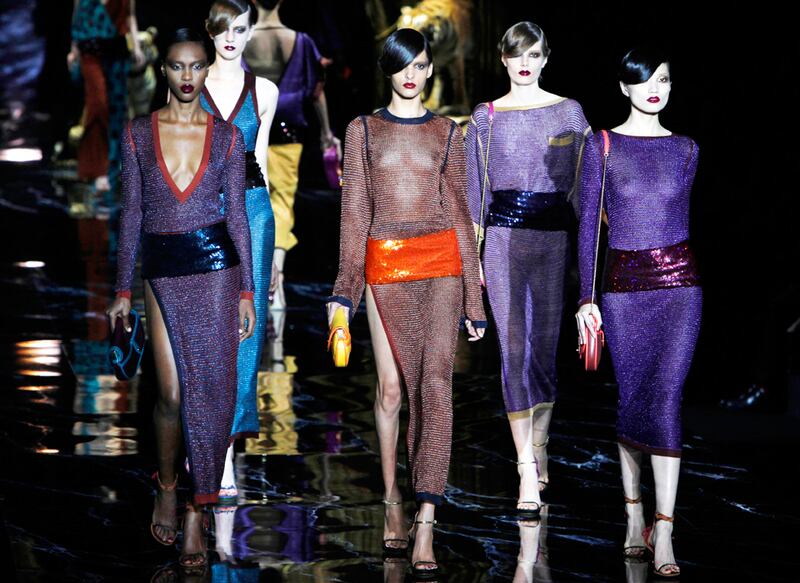 galleries/2010/10/06/paris-fashion-week-wrap/paris-fashion-week-106---vuitton_pvcv04