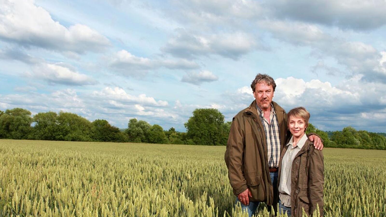 articles/2014/04/25/america-presenting-your-new-addiction-the-archers/140424-teeman-the-archers-tease_uknbh1