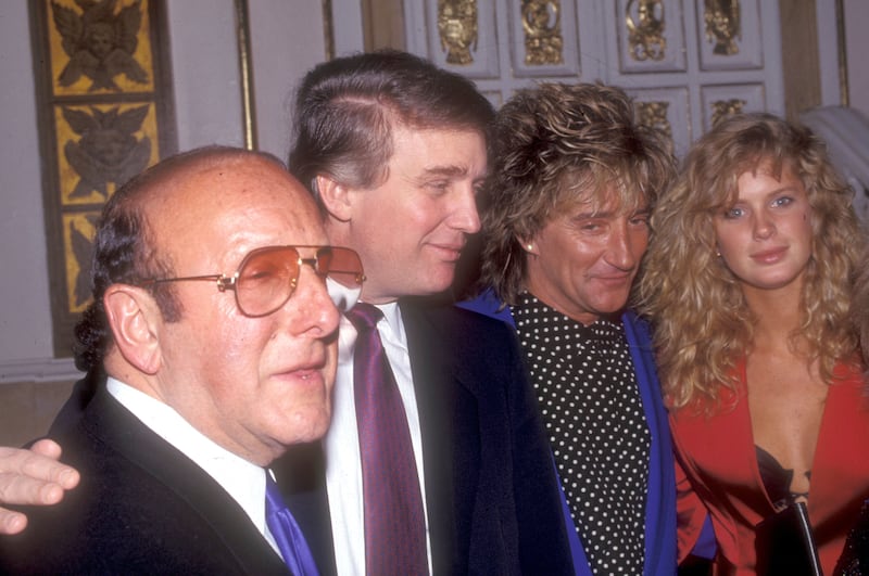 Clive Davis, Donald Trump, Rod Stewart and Rachel Hunter