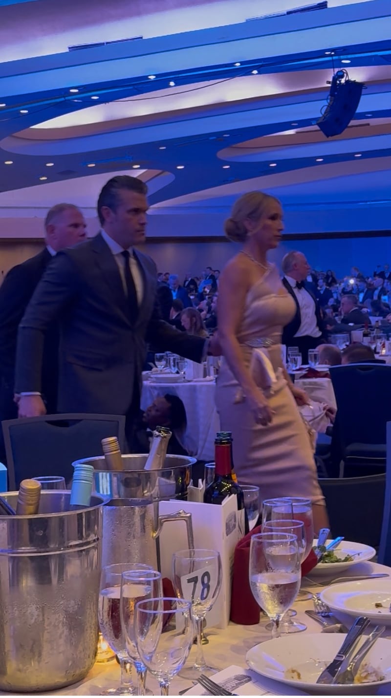 Pete Hegseth wife Jennifer