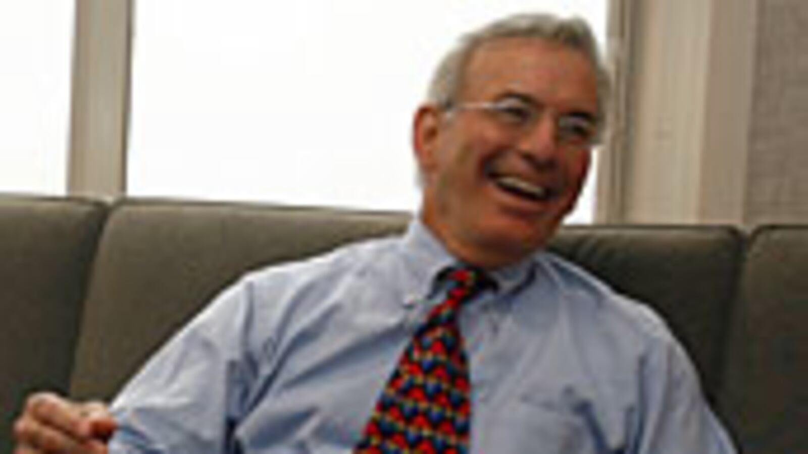 articles/2009/05/20/the-mystery-man-of-the-edwards-affair/curtis-fred-baron_27765_lf4tax