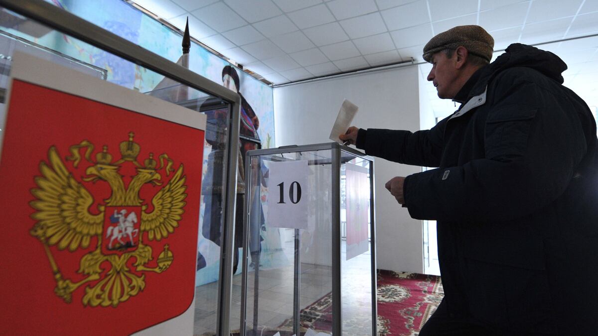 cheats/2011/12/04/violations-alleged-in-russia-election/russia-elections-hackers-violations-cs_gnj8fp