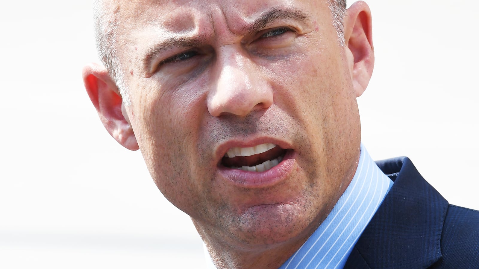 190119-Woodruff-Avenatti-lawsuit-tease_qpagca
