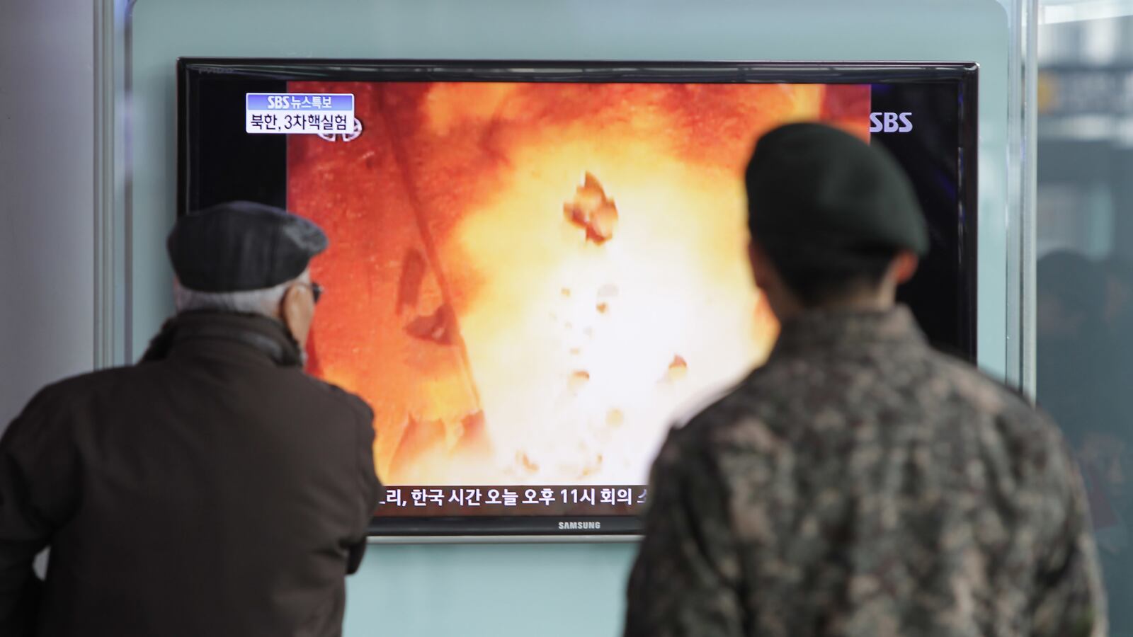 articles/2013/02/14/if-north-korea-has-the-bomb-so-does-iran/if-north-korea-has-the-bomb-so-does-iran-image_ndaffk