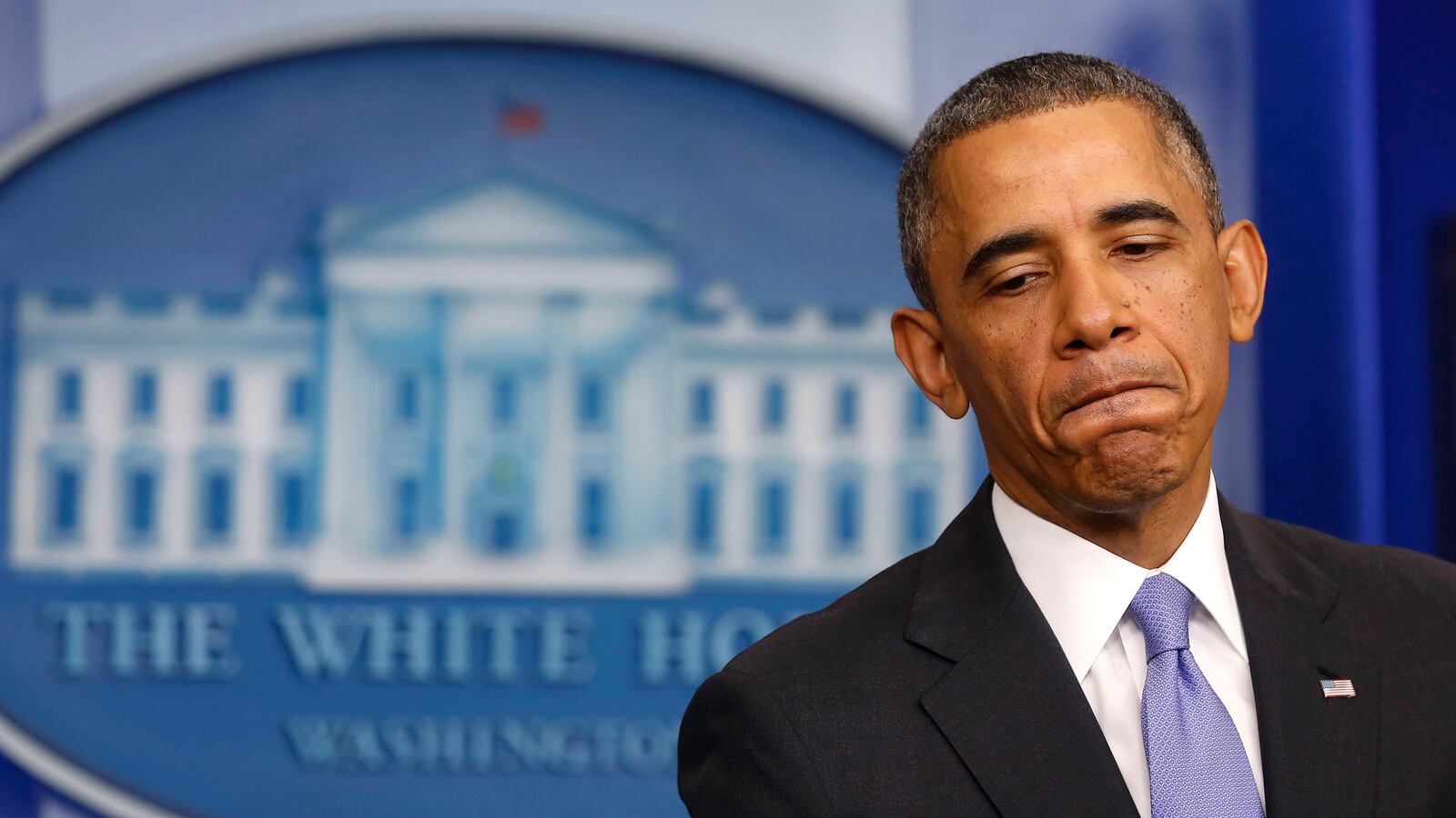 articles/2015/05/29/team-obama-shrugs-at-isis-victories/150528-youssef-obama-shrug-tease_xfidgl