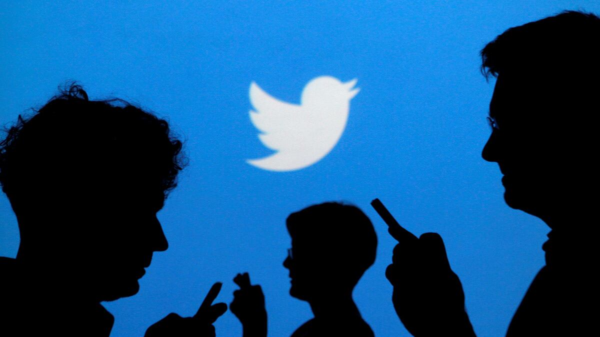 cheats/2016/12/14/report-trump-excluded-twitter-from-tech-meeting-over-failed-emoji-deal/161027-twitter-layoffs-cheat_q1jomk