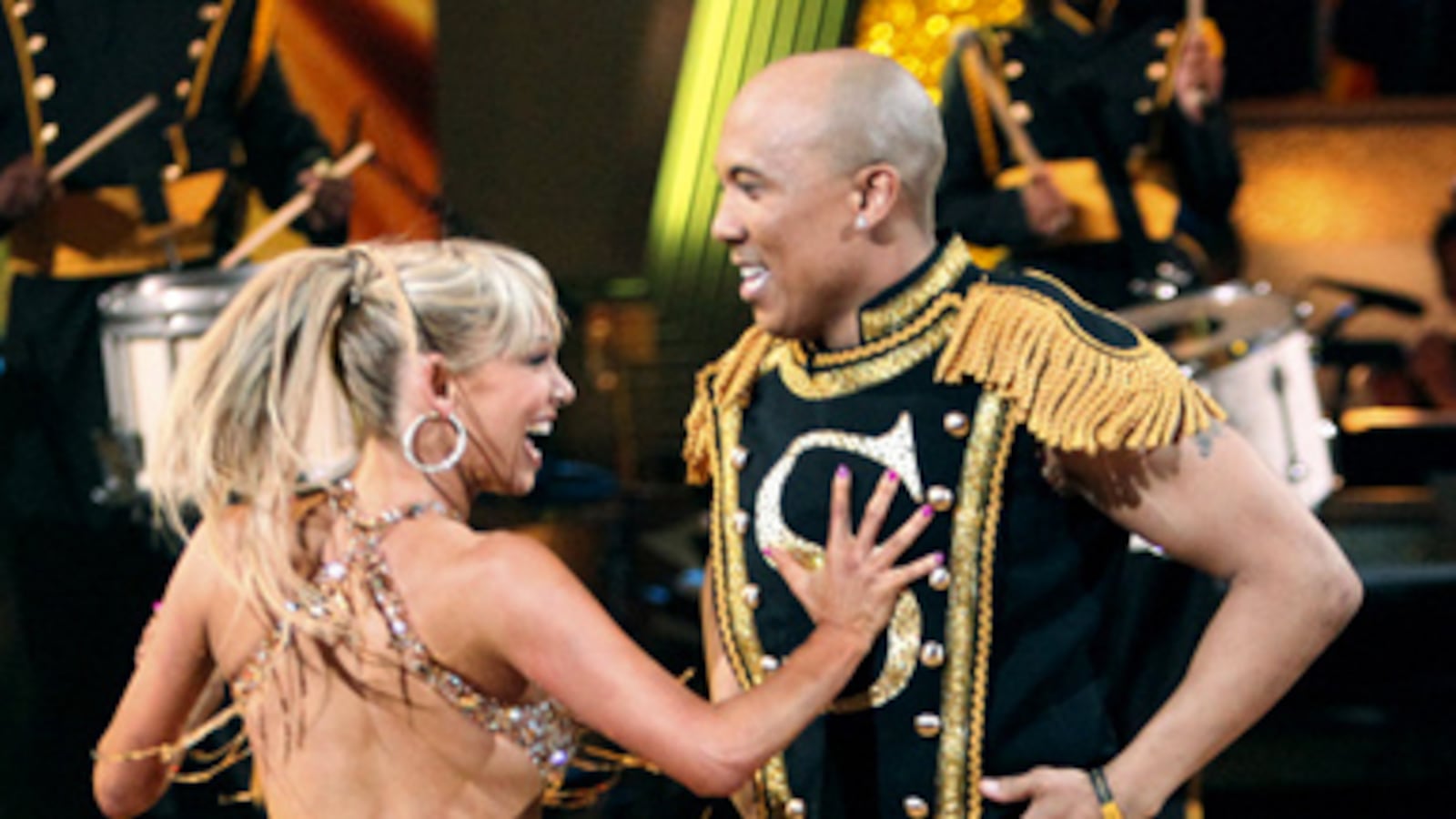 cheats/2011/05/25/hines-ward-wins-dancing-with-the-stars/dwts-hines-and-kym-winners_qxcdym