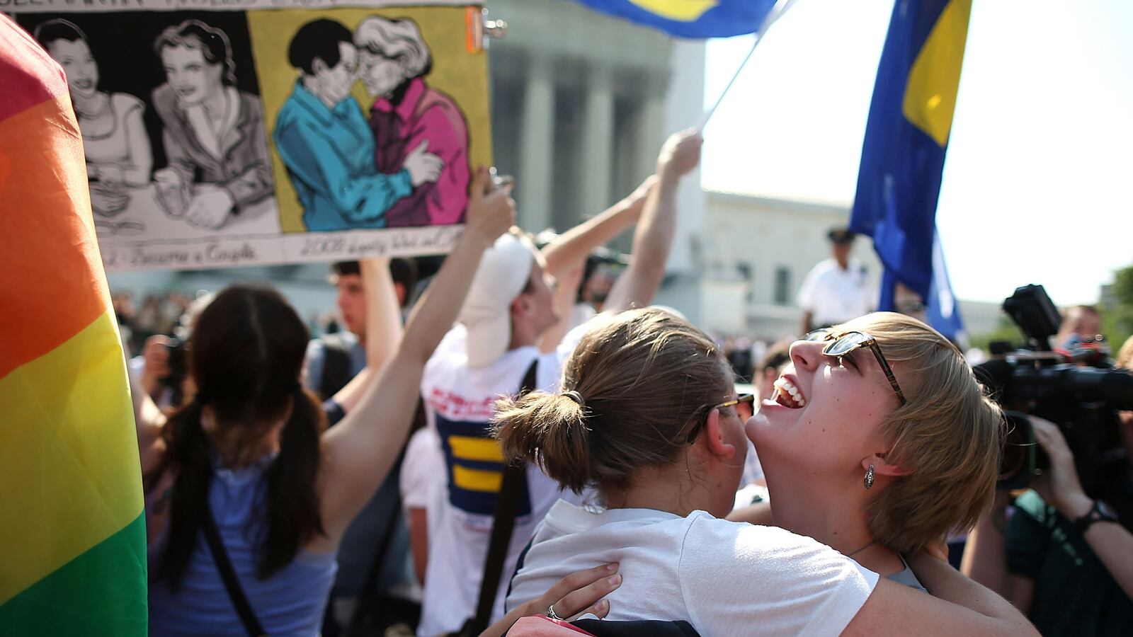 articles/2013/06/27/jewish-responses-to-the-supreme-court-s-same-sex-marriage-rulings/130626-photo-of-the-day-prop8_fqmm06