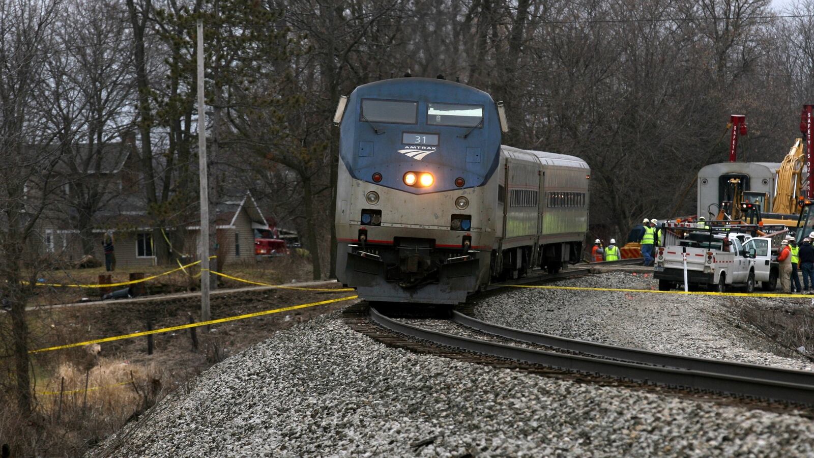 cheats/2015/05/17/amtrak-opens-service-between-nyc-philly/150517-amtrak-cheat_bal1w7