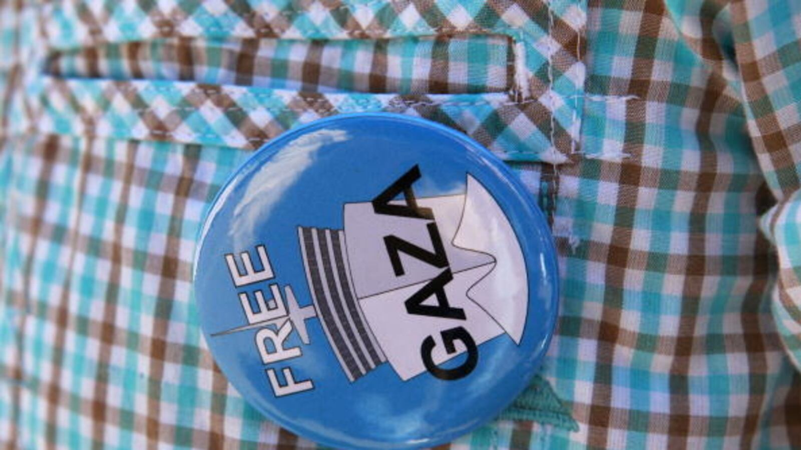 articles/2012/10/05/greta-berlin-clarifies/free-gaza-pin-openz_zvzw4l