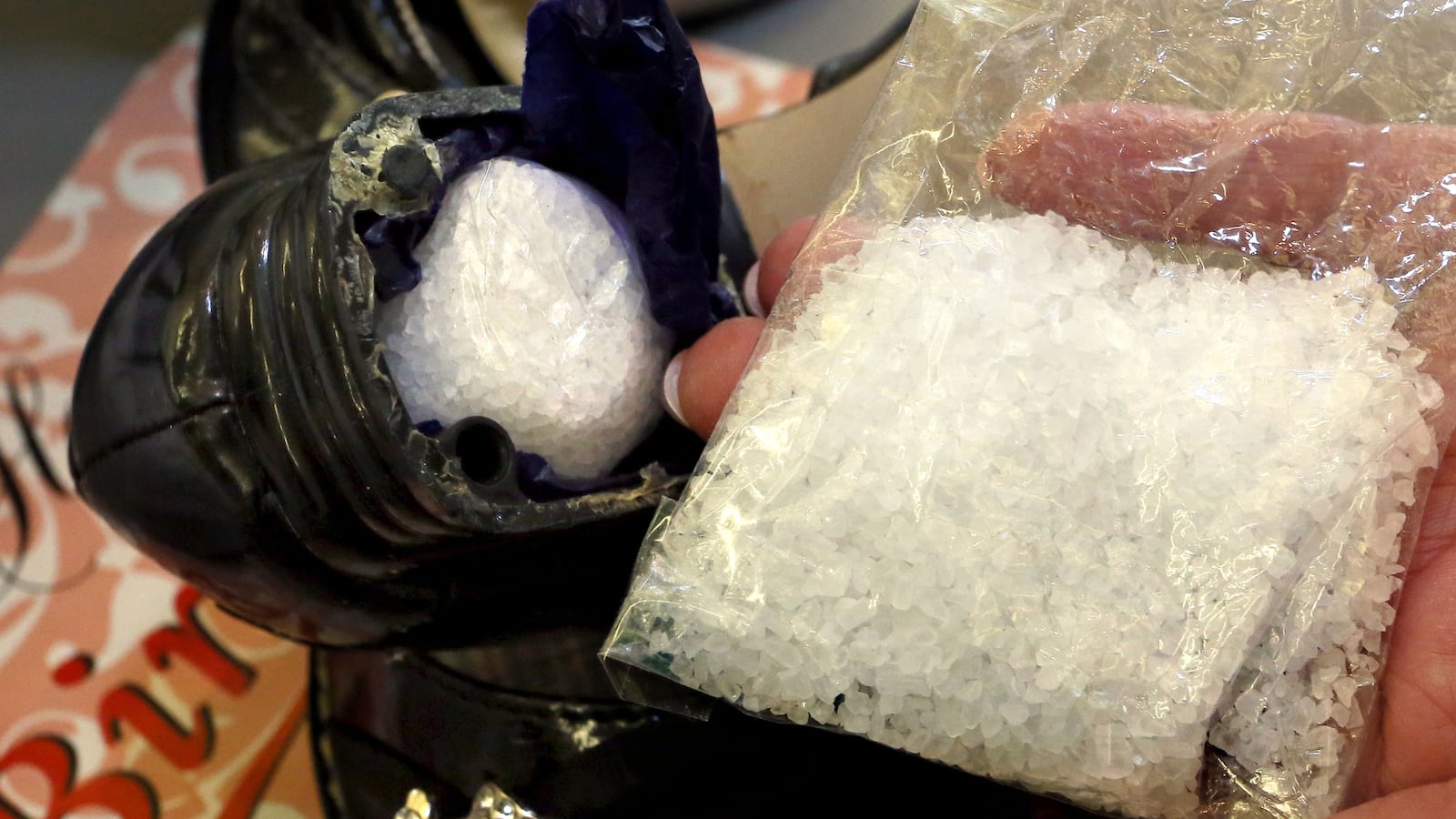 cheats/2013/08/20/north-korea-has-a-meth-problem/130820-north-korea-meth-cheat_yuxwa3