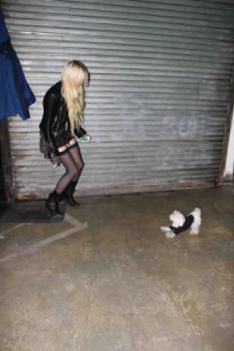 galleries/2010/09/10/best-celebrity-twit-pics/twitpi910---momsen_xiiilw