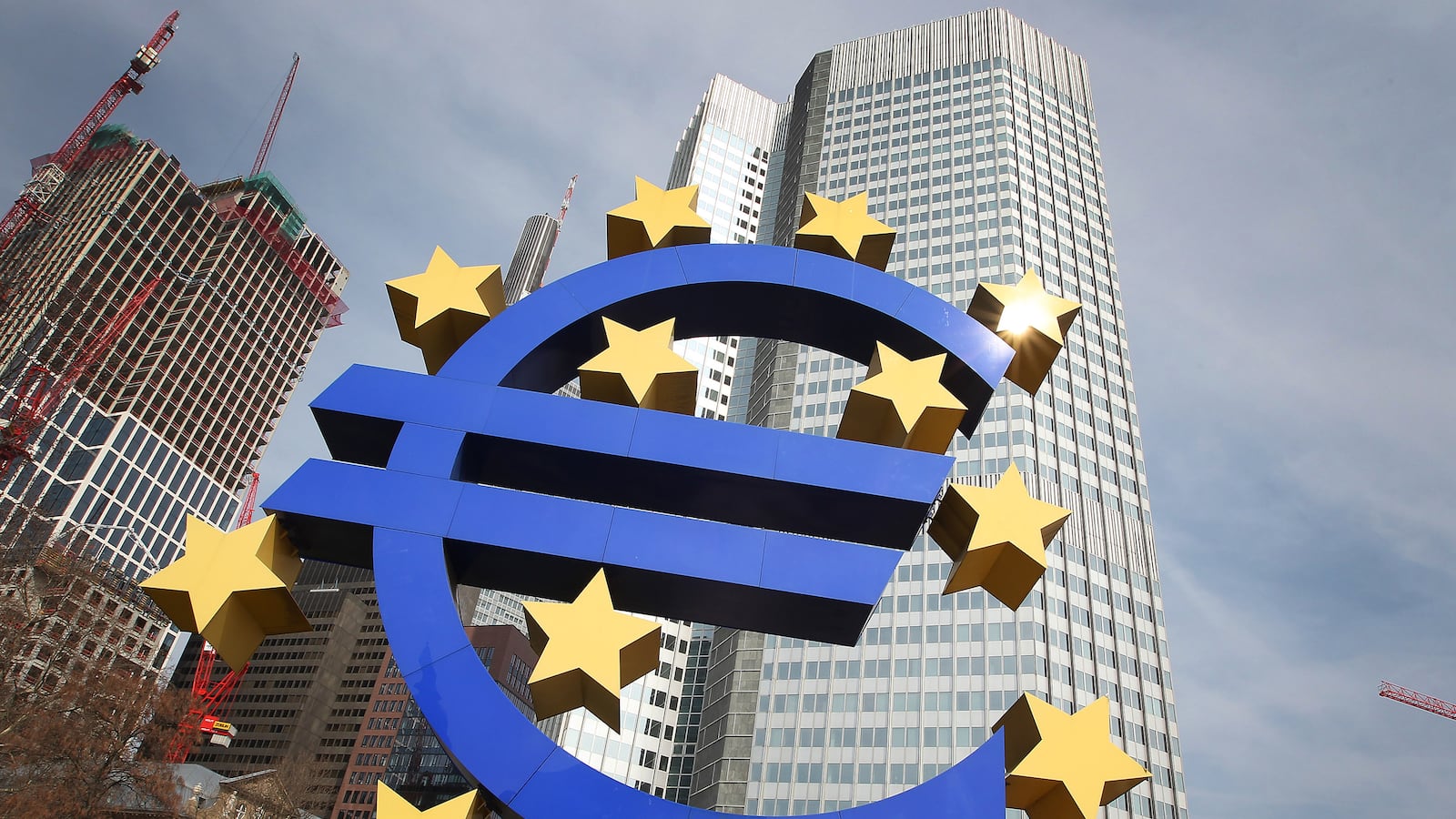 cheats/2013/05/02/ecb-cuts-interest-rates/130502-ecb-interest-rates-cheat_w8bflp