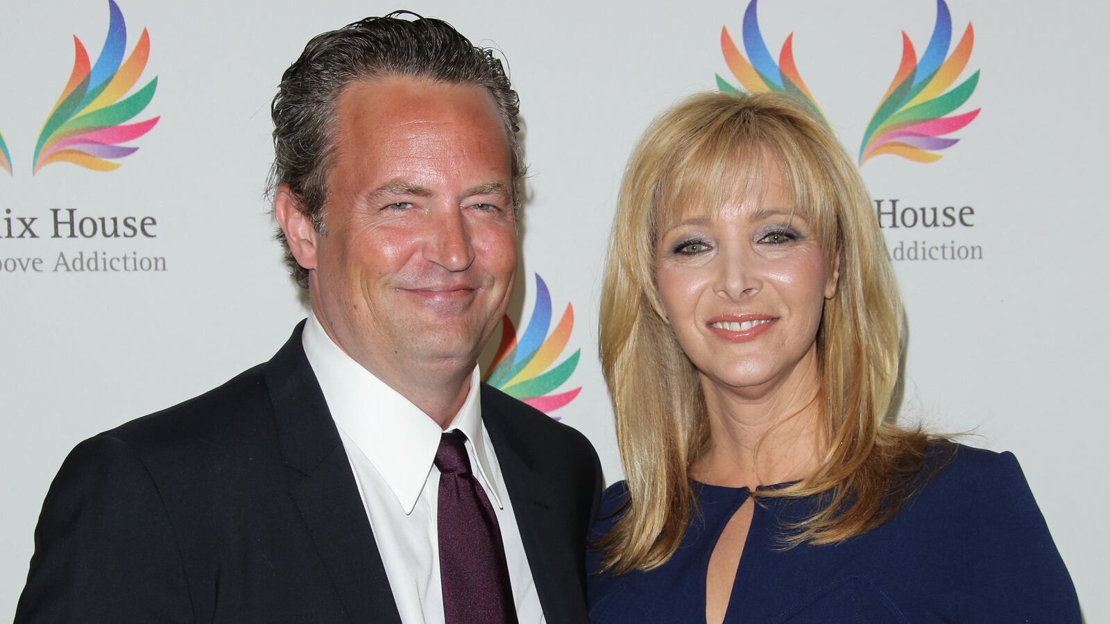Actors Matthew Perry (L) and Lisa Kudrow (R) attend the Phoenix House 12th annual \"Triumph For Teens Awards\"