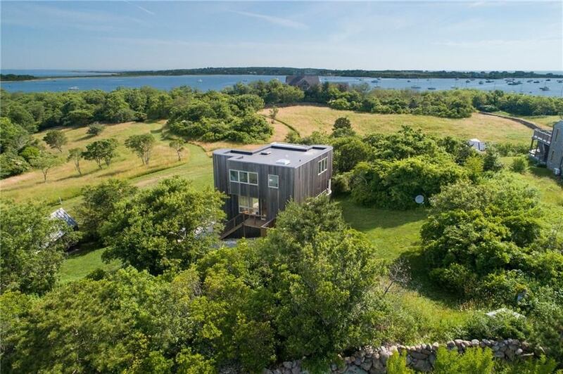 200204-mcnearney-omg-i-wawnt-this-house-10_dwumee