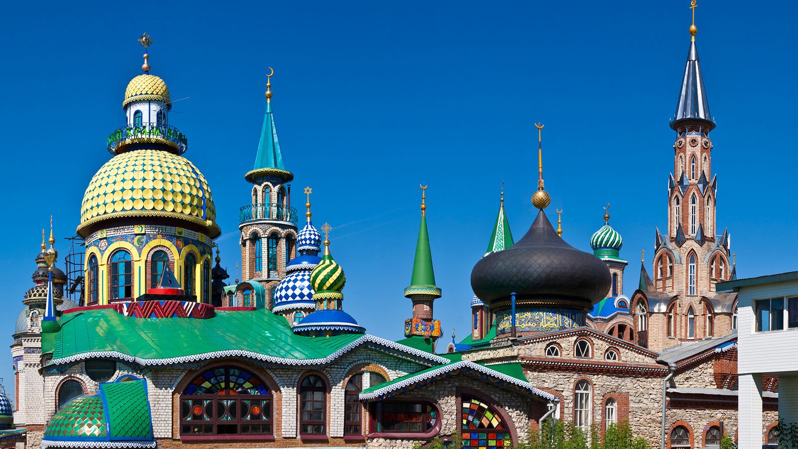 articles/2015/09/06/russia-s-temple-for-all-religions/150905-strochlic-what-world-tease_tqbhfk