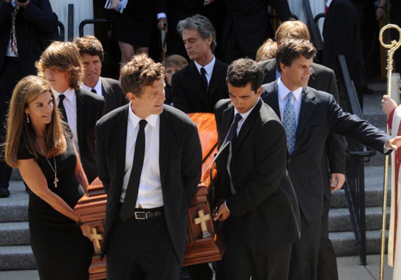 galleries/2009/08/26/teddy-s-final-days/kennedy-final-days-04_yg5w3k