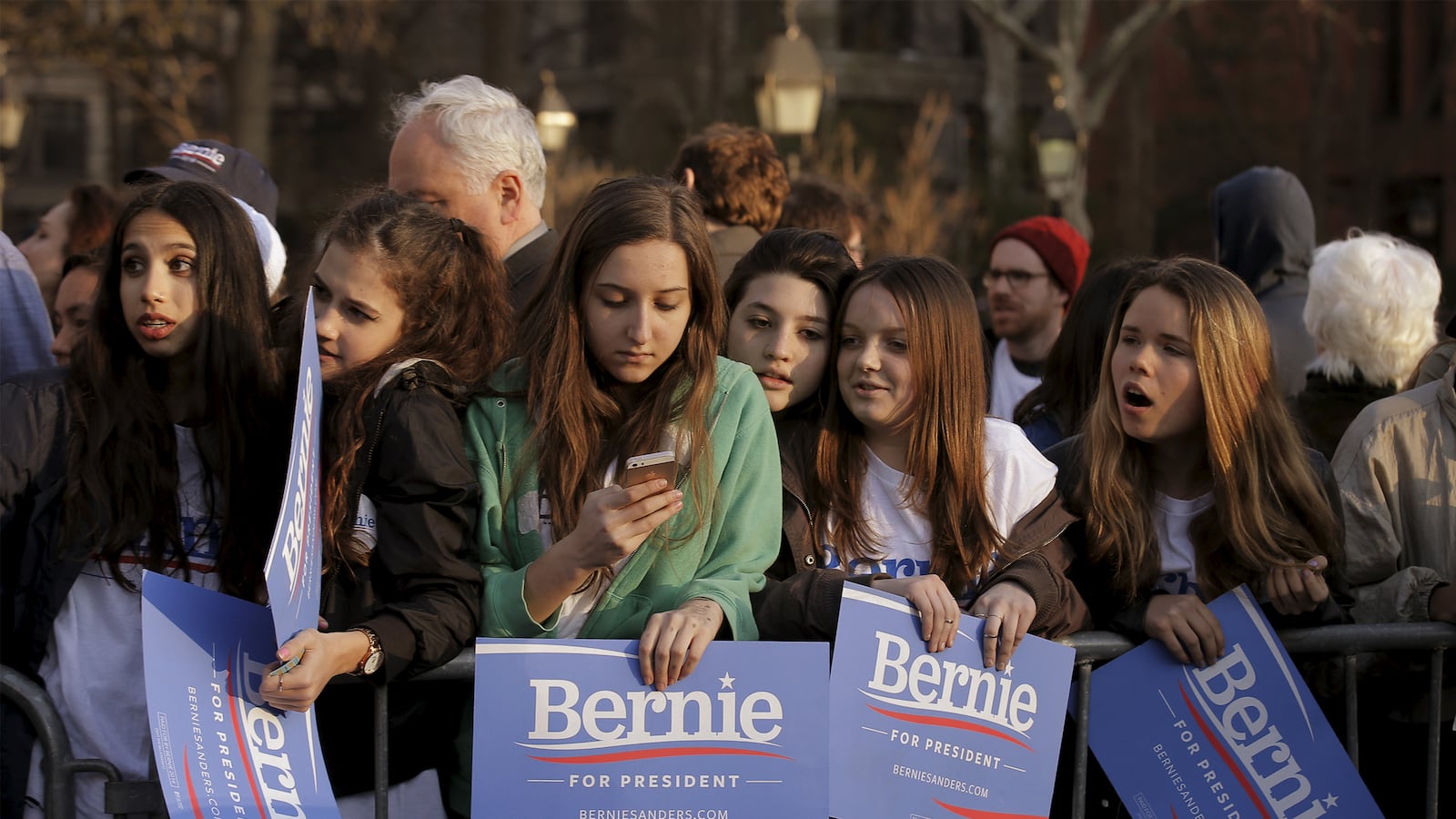 articles/2016/05/02/where-does-the-bernie-sanders-movement-go-from-here/160501-resnick-bernie-fanatics-tease_tgwmaq