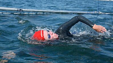 cheats/2009/02/09/american-woman-swims-the-atlantic/figge_yu2ri1