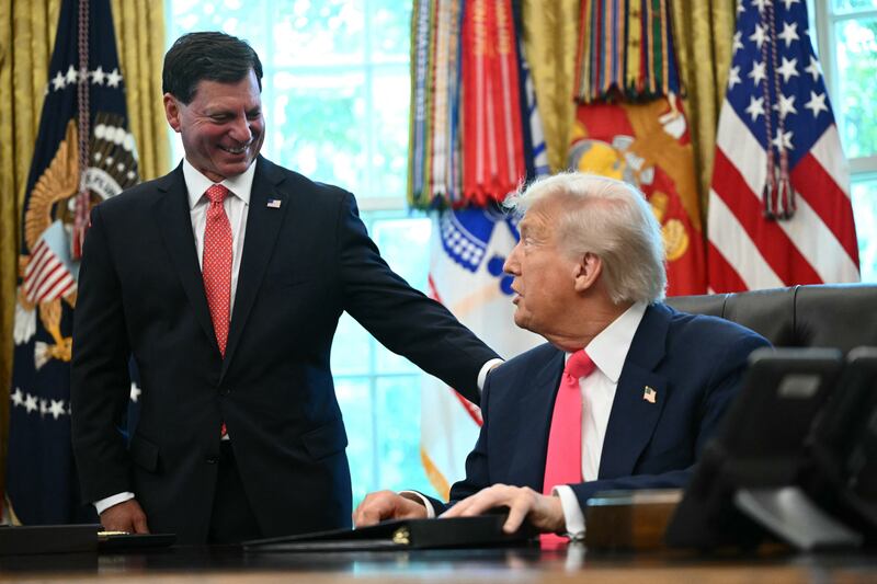 The value of Bisignano and family's stake in Fiserv on Thursday would have been about $300 million less than before his divestment.