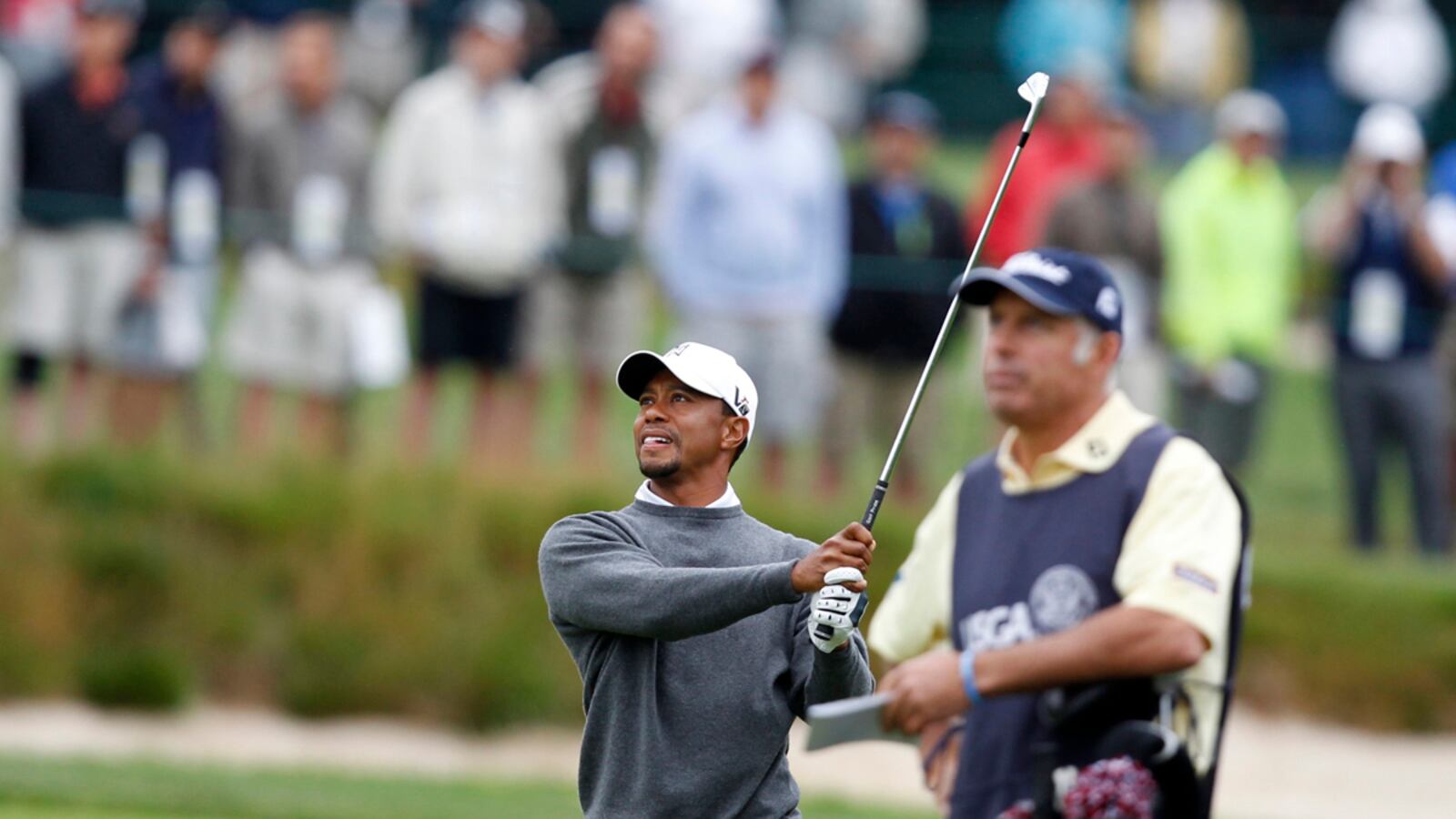 cheats/2015/11/02/tiger-woods-caddy-i-was-his-slave/151102-tiger-woods-cheat_kwhlp8