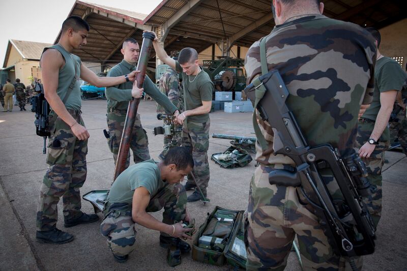 galleries/2013/01/15/french-troops-arrive-in-mali-photos/mali-troops7-2560_dcr5w6