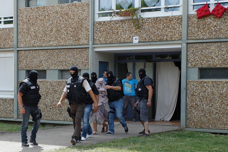 galleries/2015/06/26/france-terror-attack-aftermath-photos/150626-france-attack-03_lisyle