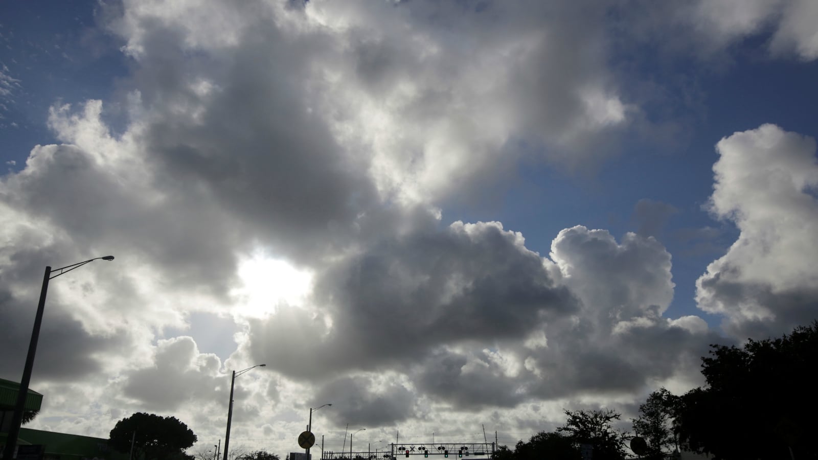 cheats/2016/10/06/immense-human-suffering-predicted-as-hurricane-matthew-approaches/161005-hurricane-matthew-catastrophe-cheat_jfstqw