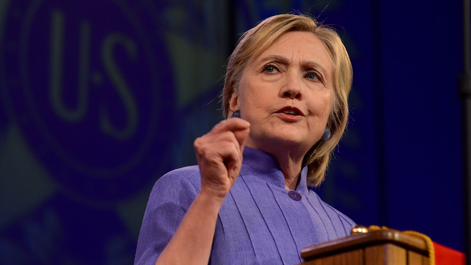 cheats/2016/08/31/hillary-clinton-criticizes-donald-trump-s-mexico-trip/160901-hillary-cheat_r7yeqw