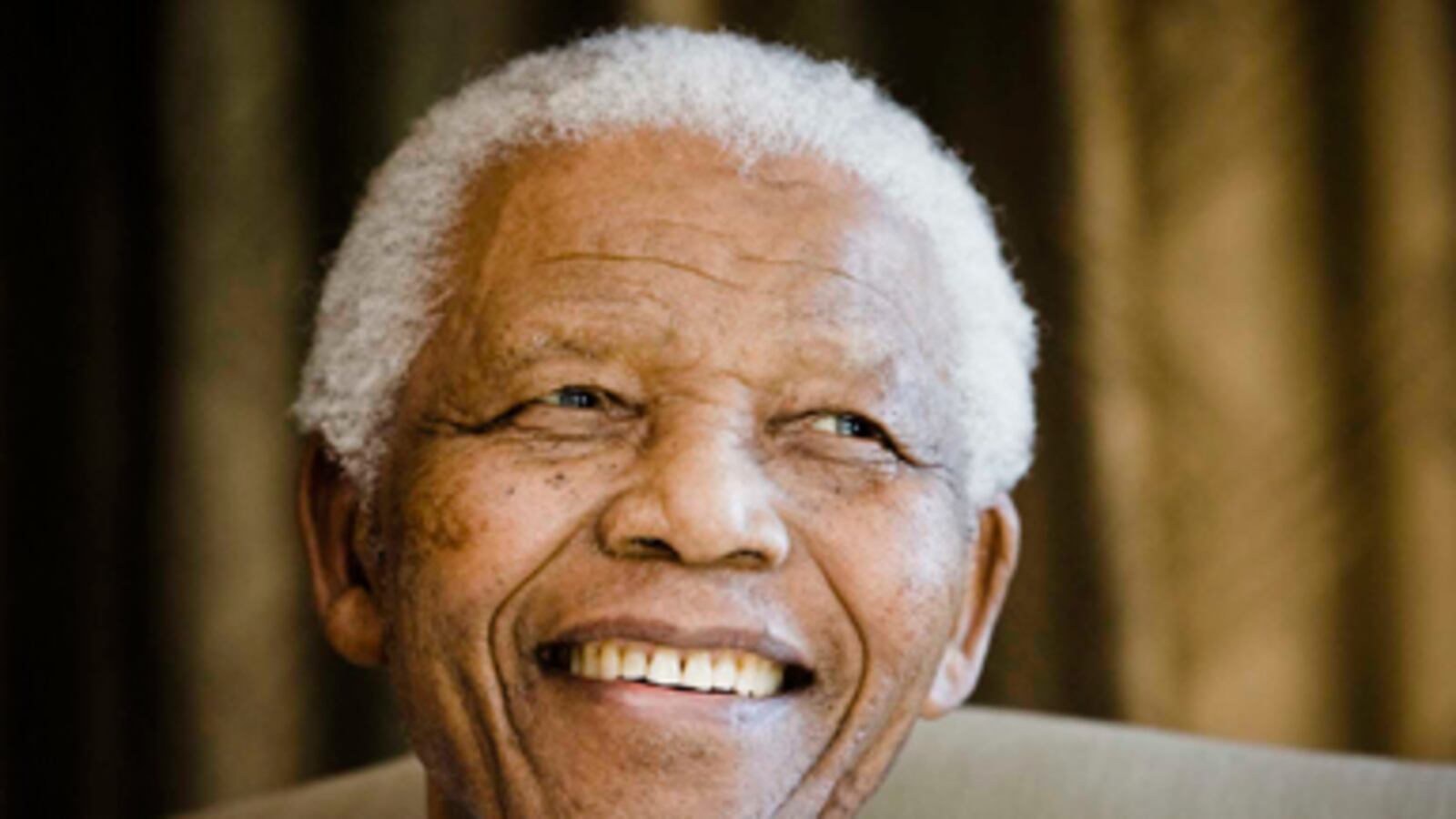 articles/2010/10/16/conversations-with-myself-by-nelson-mandela-review/zug-mandela_134219_yy8dkk