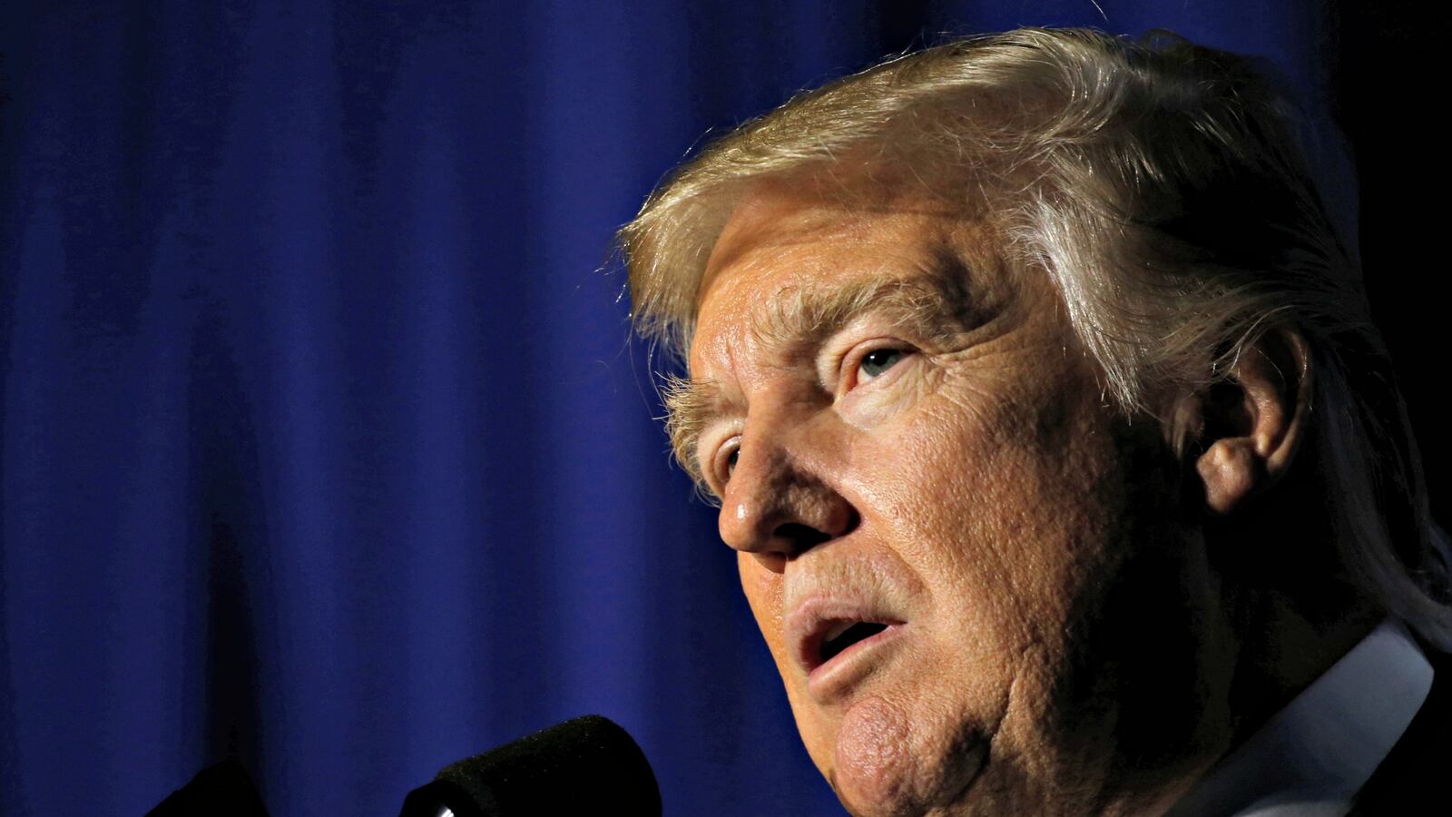 cheats/2017/01/25/epa-environmental-protection-agency-studies-data-review-by-president-donald-trump-political-staff/170125-president-trump-epa-censorship-cheat_tabzcu