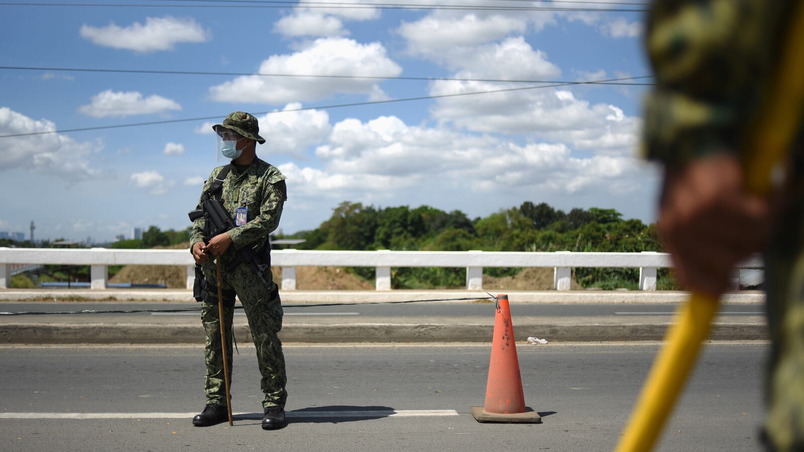 2021-03-29T040346Z_1090040723_RC2SKM9NQL1V_RTRMADP_3_HEALTH-CORONAVIRUS-PHILIPPINES_hmmf7v