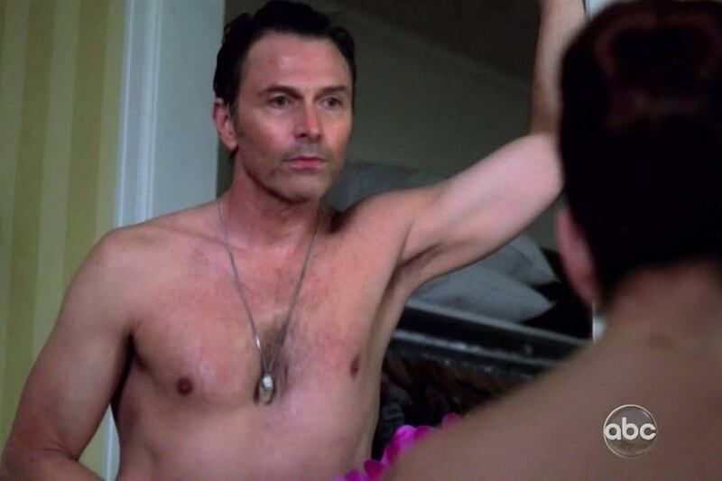 galleries/2012/12/13/roger-daltrey-s-chest-more-hot-older-men-photos/tim-daly-sexy-old-chests_ikzeat