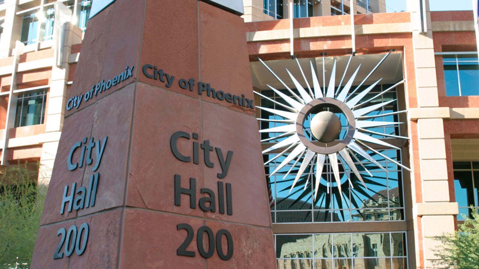 Phoenix_City_Hall_f0ok7w