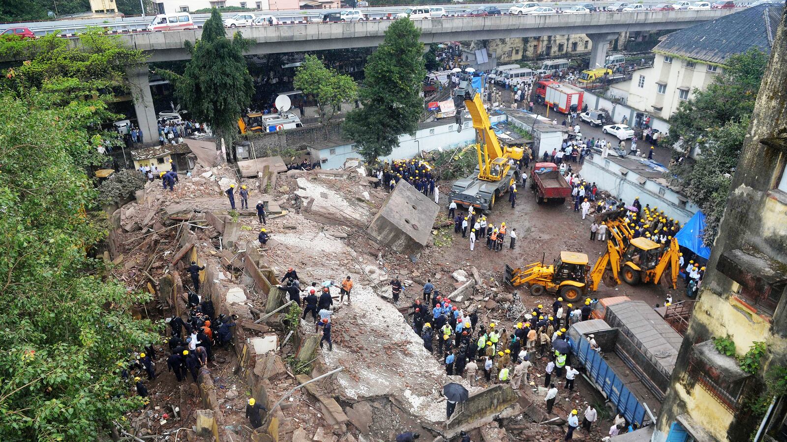 cheats/2013/09/27/mumbai-building-collapses/130927-mumbai-collapse-cheat_omqdow